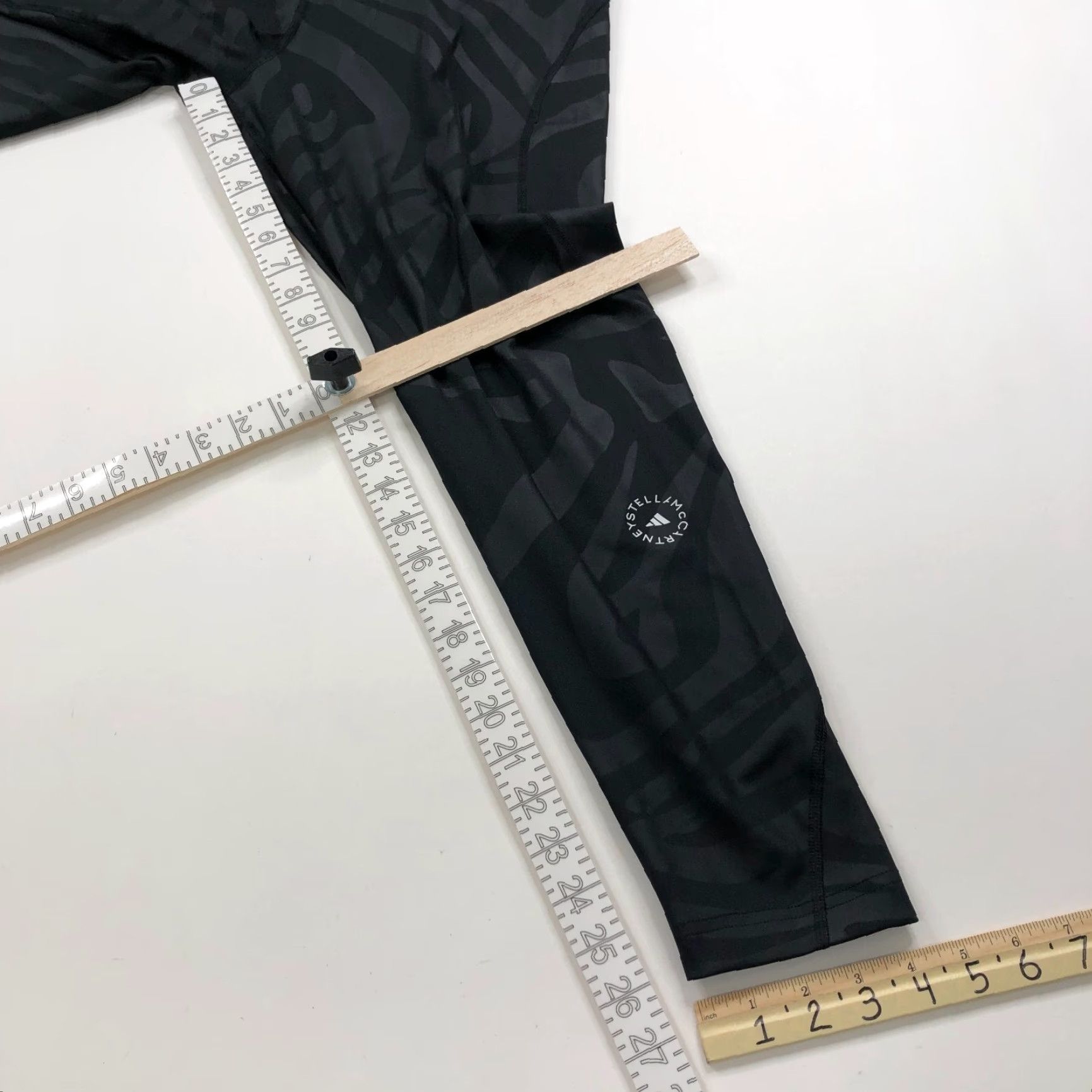 Adidas Adidas Stella McCartney Maternity XL Leggings Womens Yoga Printed Black 33W 26L Inseam 26in High Rise Athleisure Activewear Size 40" / US 18 - 4 Thumbnail