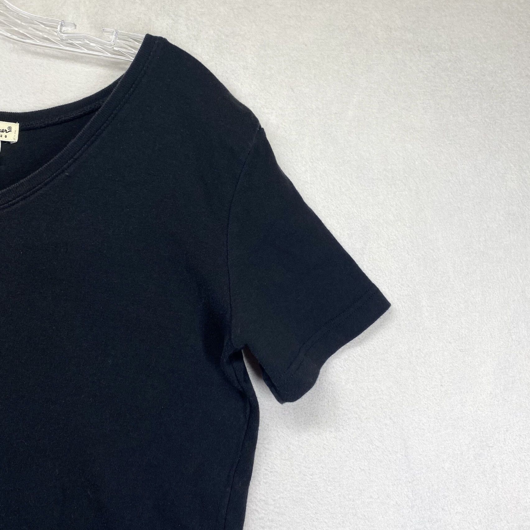 Eddie Bauer VINTAGE Eddie Bauer T-Shirt Men’s Medium Black Short Sleeve V-Neck Jersey Casual Classic Size US M / EU 48-50 / 2 - 6 Thumbnail