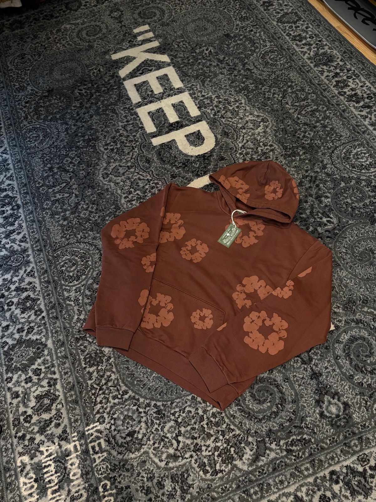 DENIM TEARS Denim Tears Brown Mono Wreath Hoodie DS Medium Size US M / EU 48-50 / 2 - 1 Thumbnail