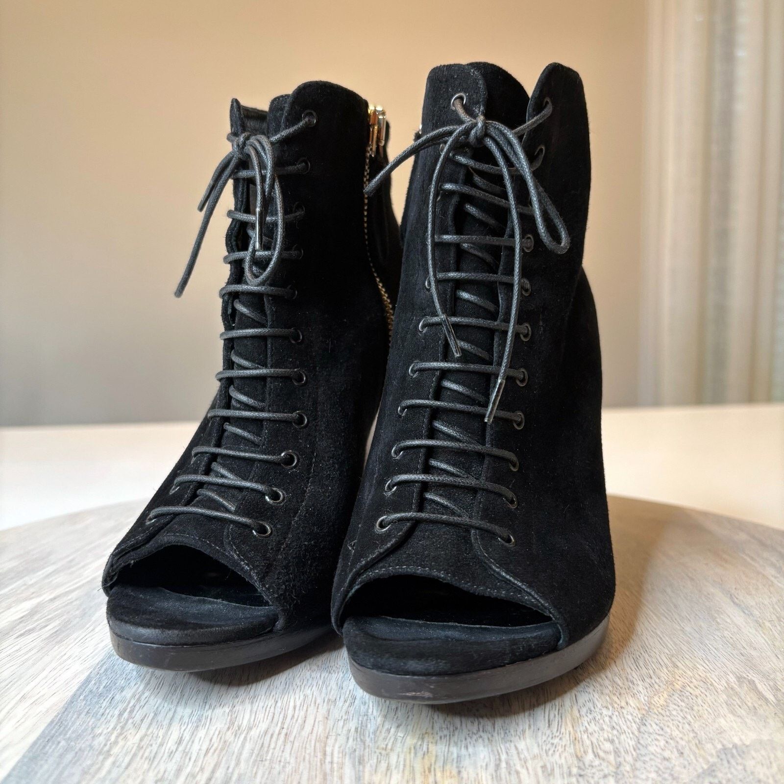 Burberry Authentic Burberry Black Suede Lace Up Booties US Size 5.5 Size US 5.5 / IT 35.5 - 5 Thumbnail