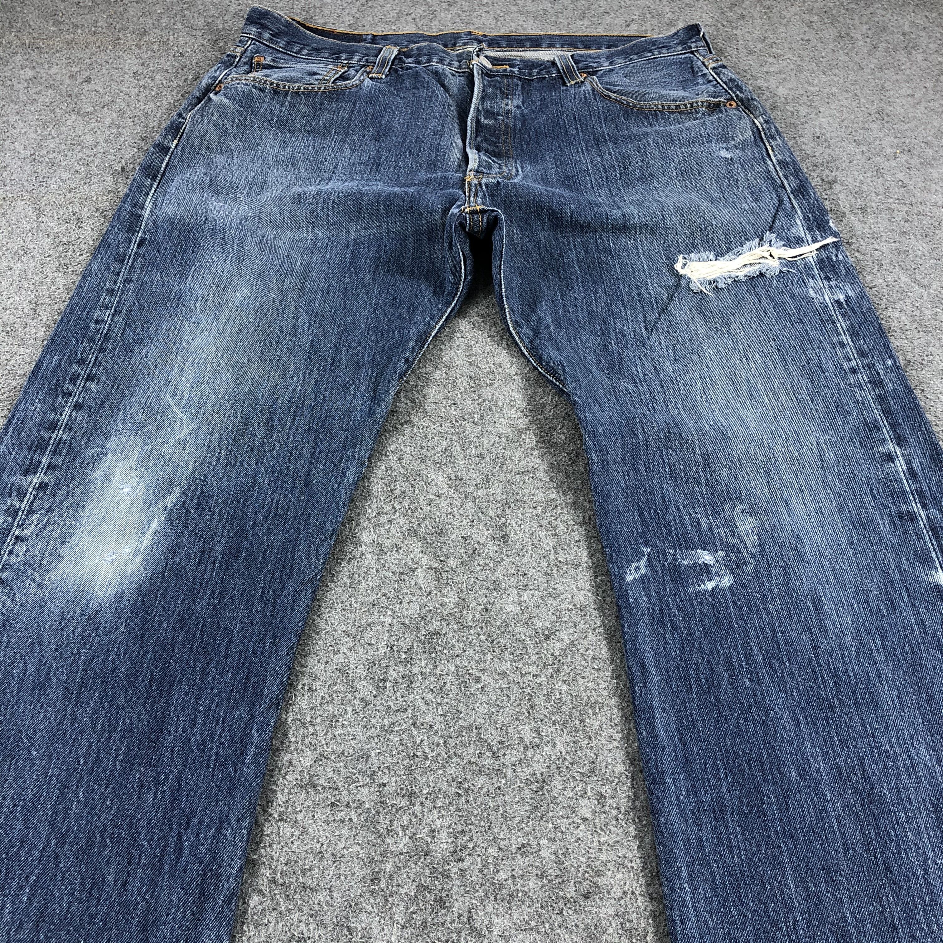 Levi's Vintage Levis 501 Jeans Distresssed Denim KJ343 Size US 35 - 3 Thumbnail