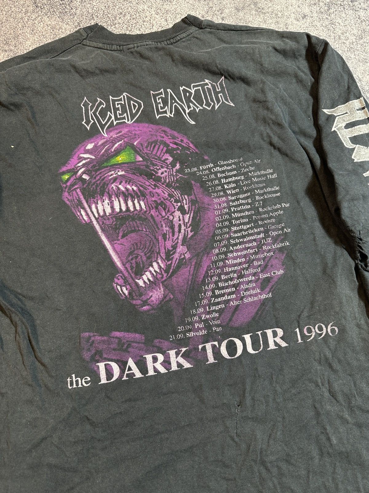 Band Tees × Vintage Vintage Iced Earth The Dark Saga 1996 Long Sleeve Very Rare Size US XL / EU 56 / 4 - 9 Thumbnail