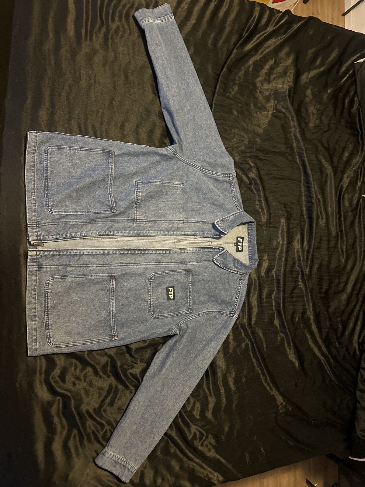 エ*ア様 FTP FRAYED DENIM LOGO CHORE JACKET FTP FRAYED DENIM LOGO CHORE JACKET