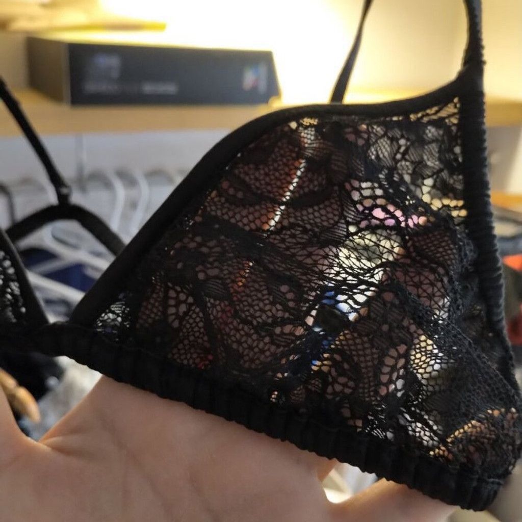 Zara NWT Zara Black Satin Lace Triangle Bra Adjustable Straps Size ONE SIZE - 5 Thumbnail