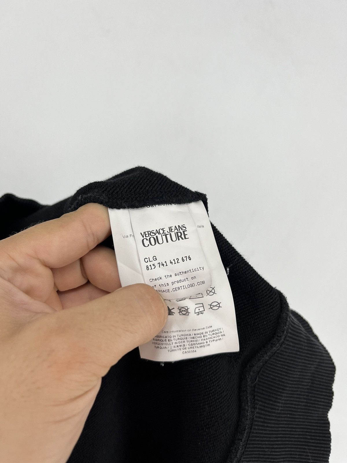 Versace Jeans Couture × Vintage Versace Jeans Couture Men's Black Red Logo Hooded Sweatshirt Size US S / EU 44-46 / 1 - 11 Thumbnail