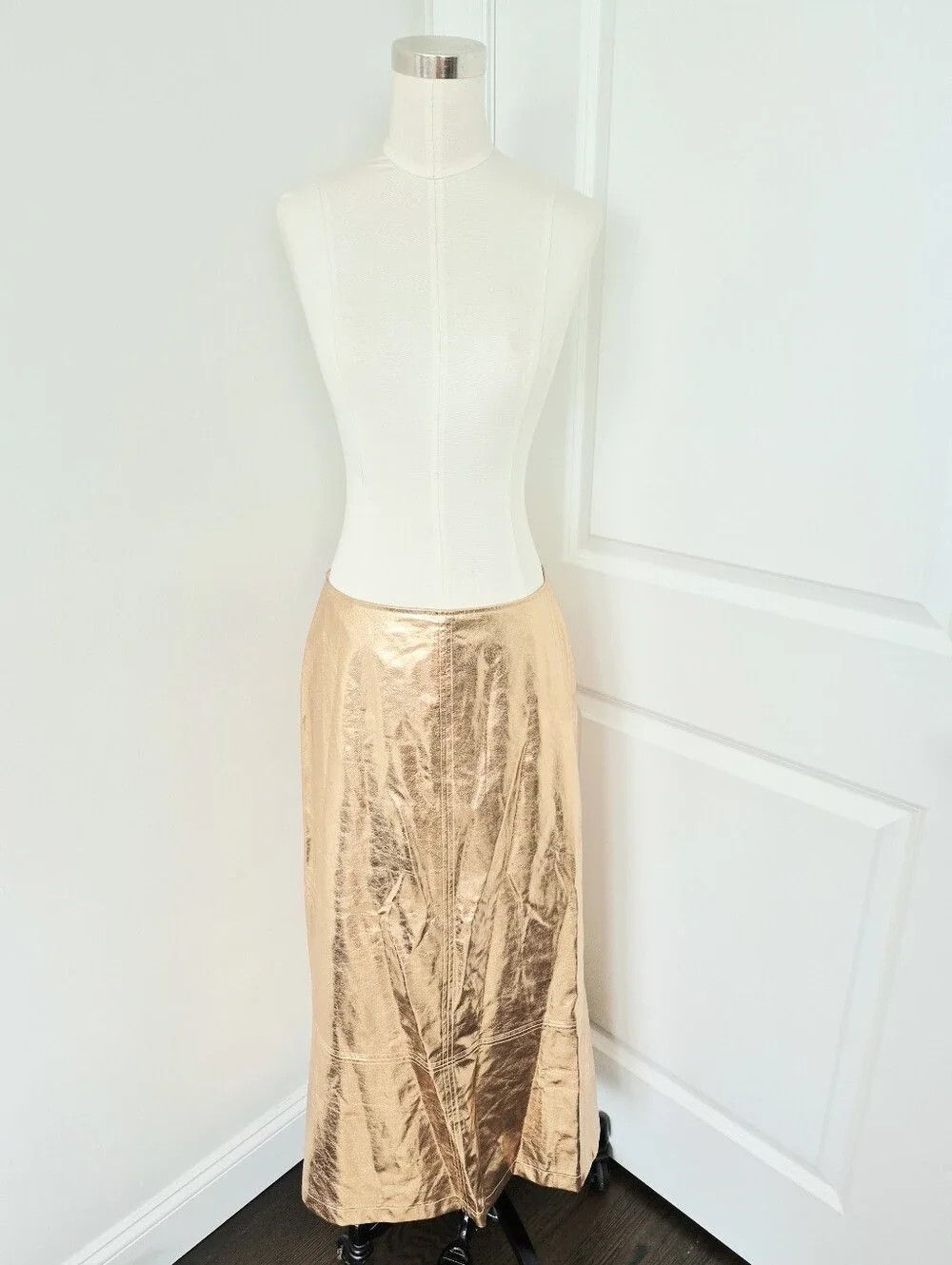 Other Tuckernuck x India Hicks Rose Gold Metallic London Skirt NWT Size 32" / US 10 / IT 46 - 7 Thumbnail