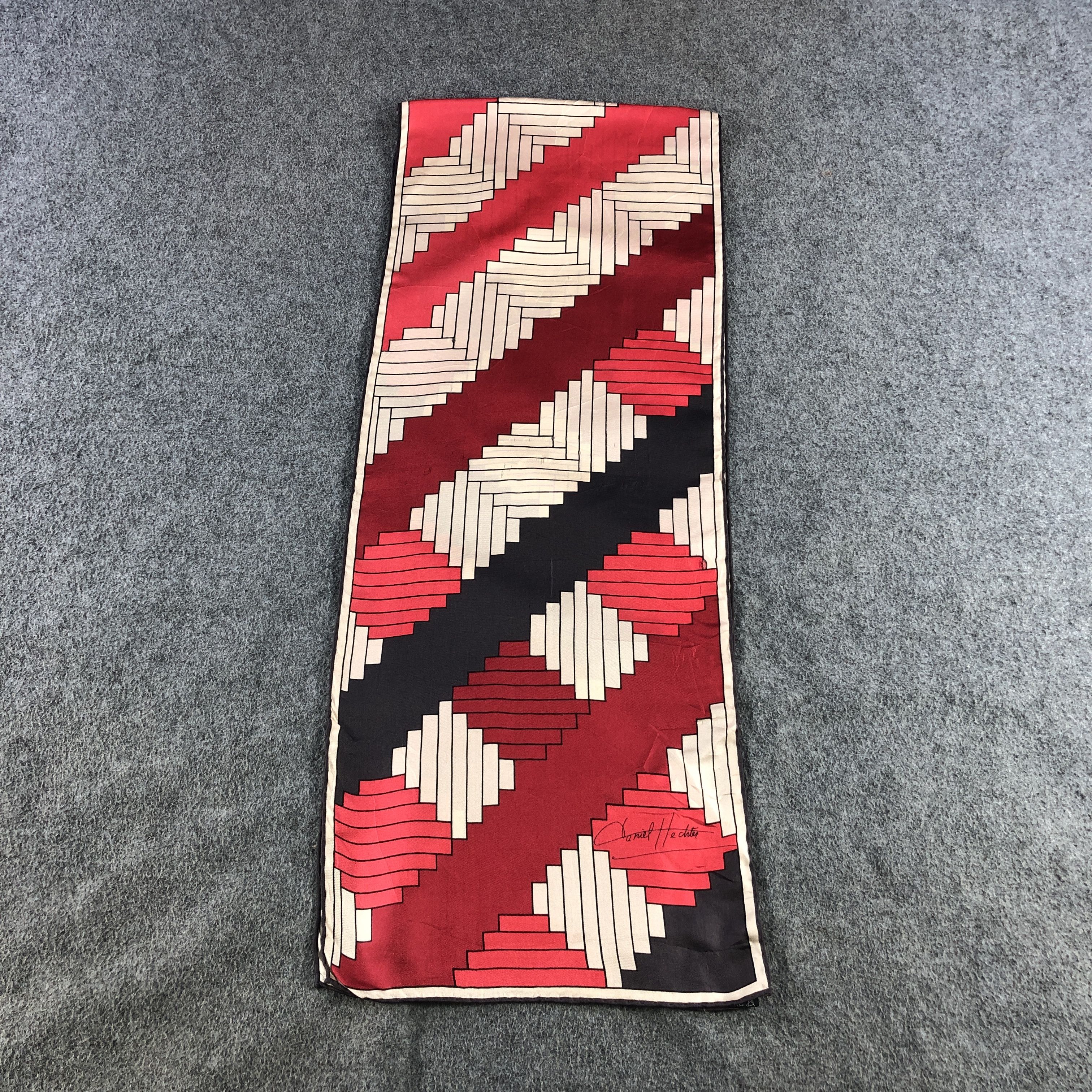 Vintage Daniel Hechter Abstract Silk Stole Silk Scarf M1378 Size ONE SIZE - 2 Thumbnail