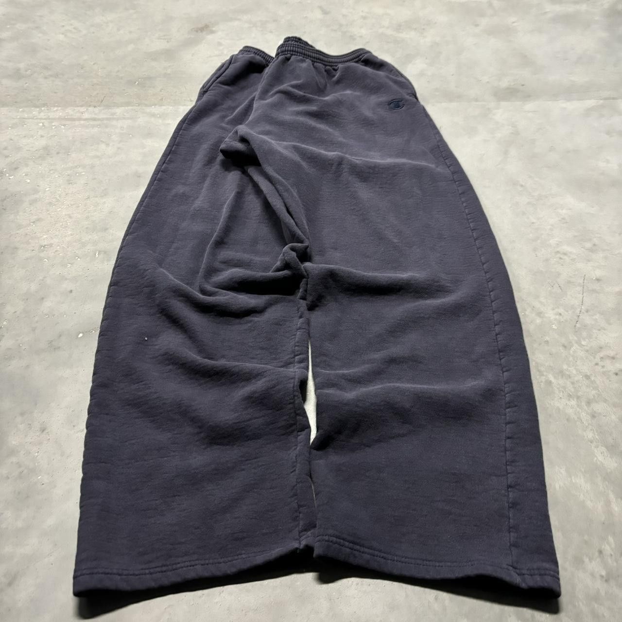 Japanese Brand × Vintage Crazy Vintage Y2K/2000s Baggy Faded Navy Blue Skater Essential Sweatpants! Size US 36 / EU 52 - 3 Thumbnail