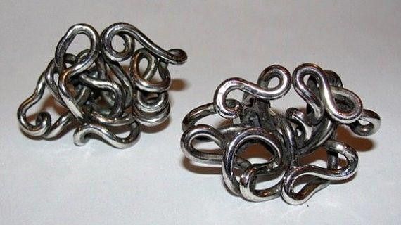 Designer Sterling Silver Scrollwork Wire Earrings Size ONE SIZE - 1 Thumbnail