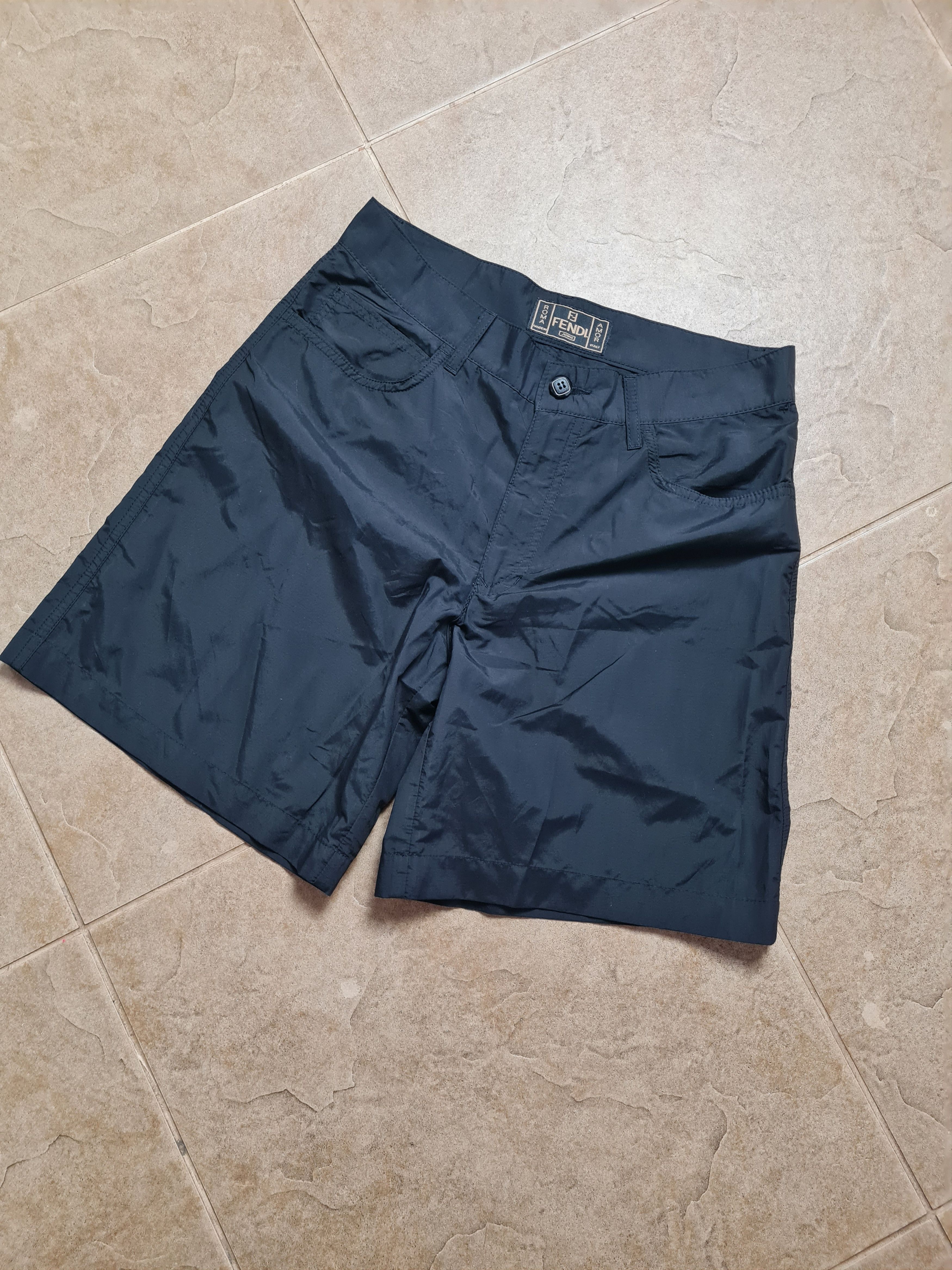 Fendi Women's FENDI Bermuda Shorts Black Italy Tessuto/Fabric Size 30" / US 8 / IT 44 - 8 Thumbnail