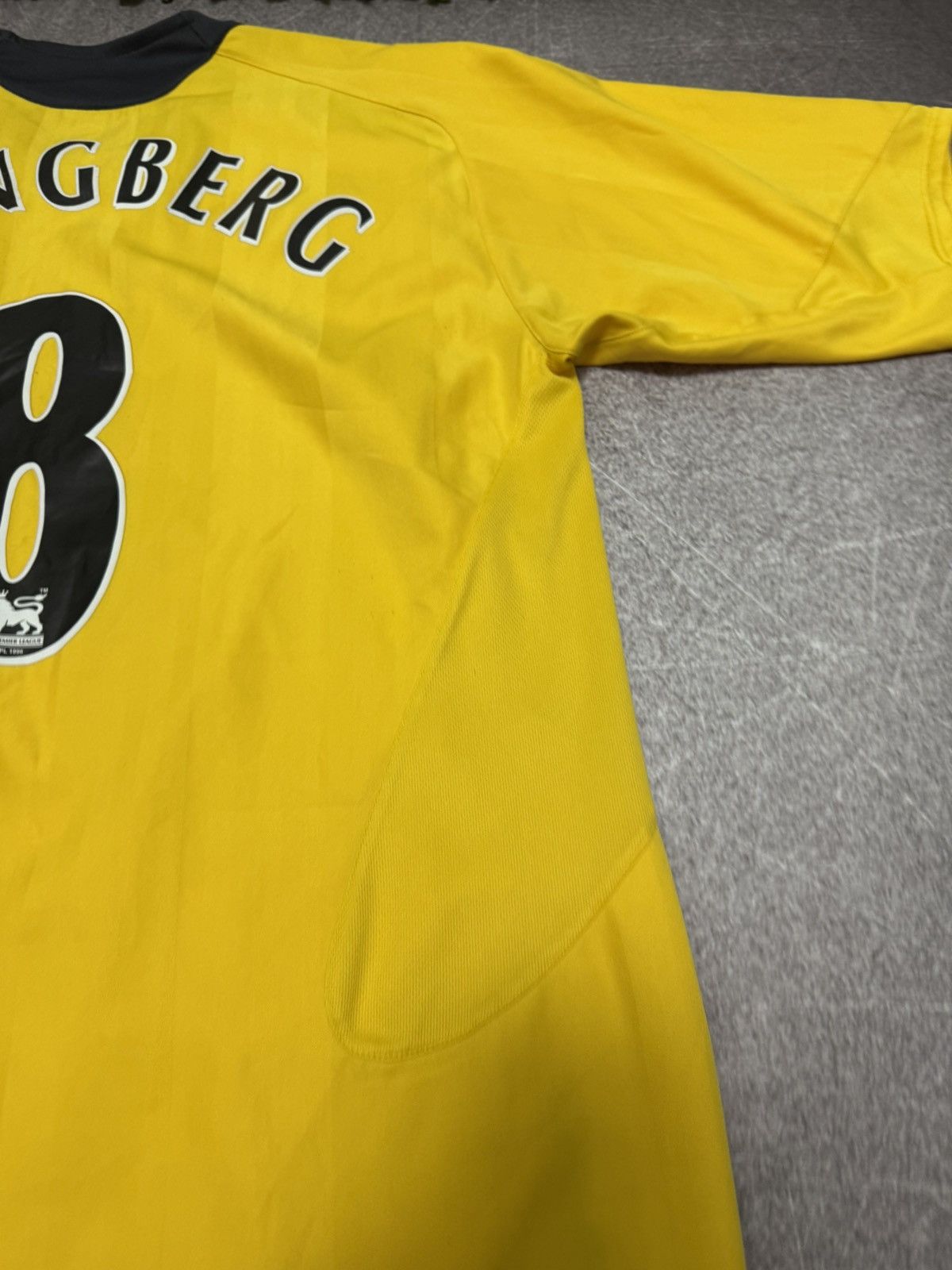Nike 2006-07 Arsenal Nike Player Issue Away Shirt Ljungberg #8 Size US XL / EU 56 / 4 - 17 Thumbnail