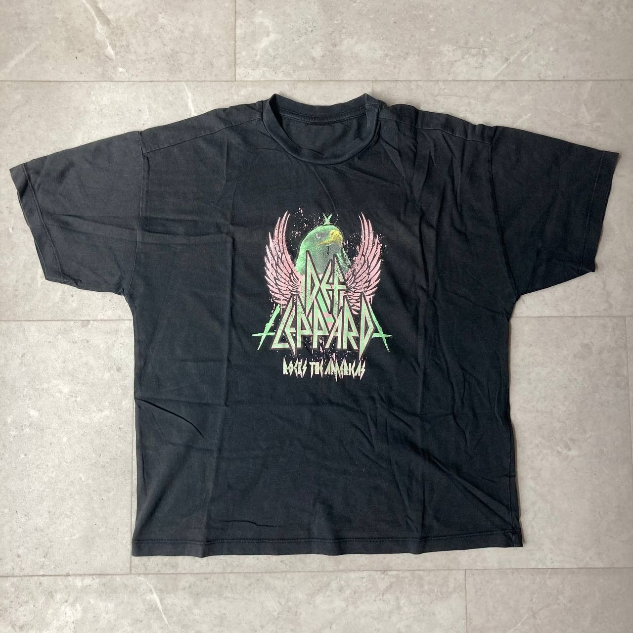 Band Tees Def Leppard Metal Rock Band Tour Boxy Oversized Tee Size US S / EU 44-46 / 1 - 1 Thumbnail