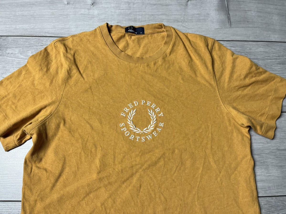 Fred Perry Fred Perry Tshirt embroidered logo size Medium Size US M / EU 48-50 / 2 - 3 Thumbnail