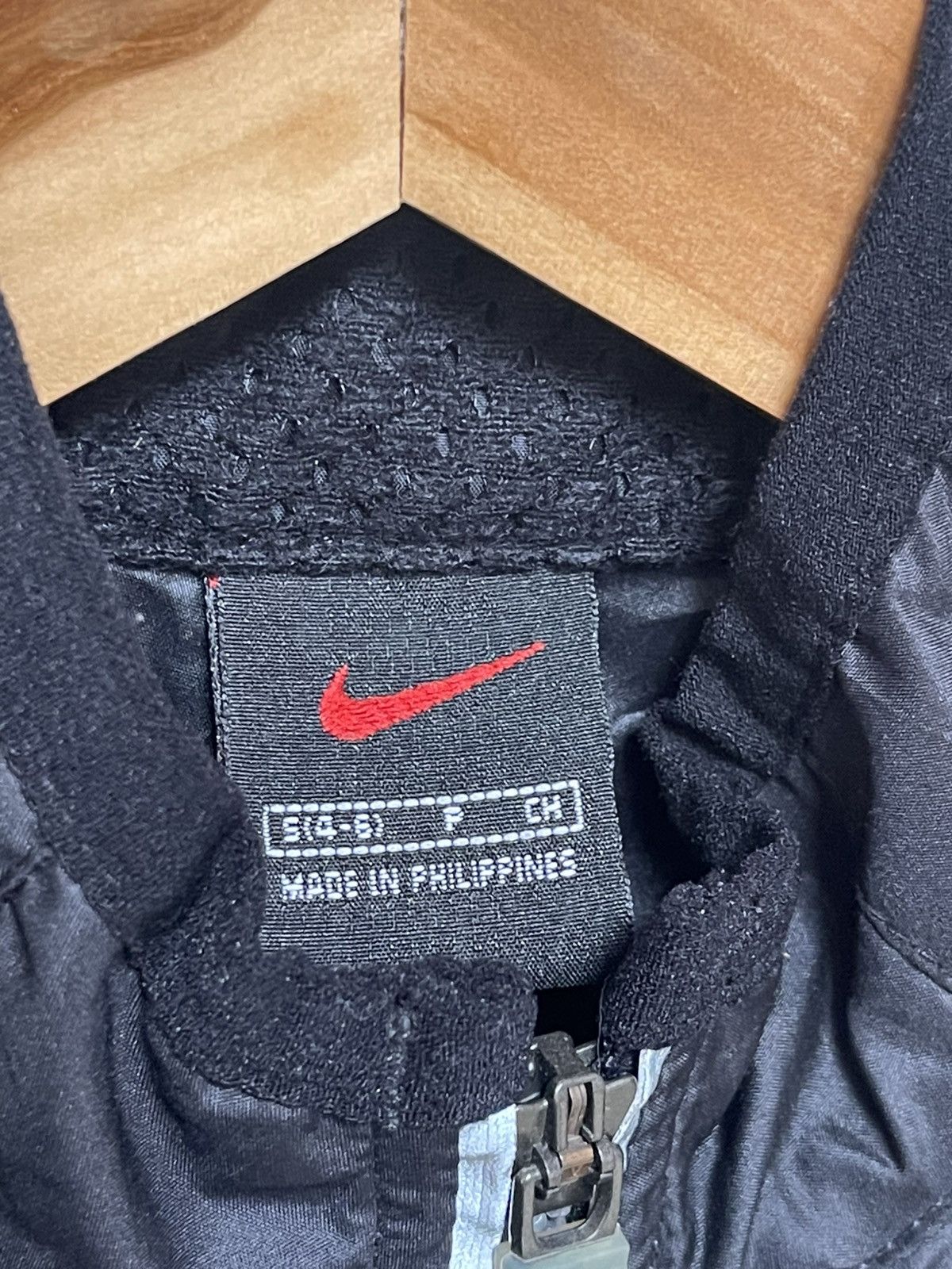Nike × Vintage Vintage Nike Reflective 90s Quarter zip Windbreaker Size US S / EU 44-46 / 1 - 5 Thumbnail