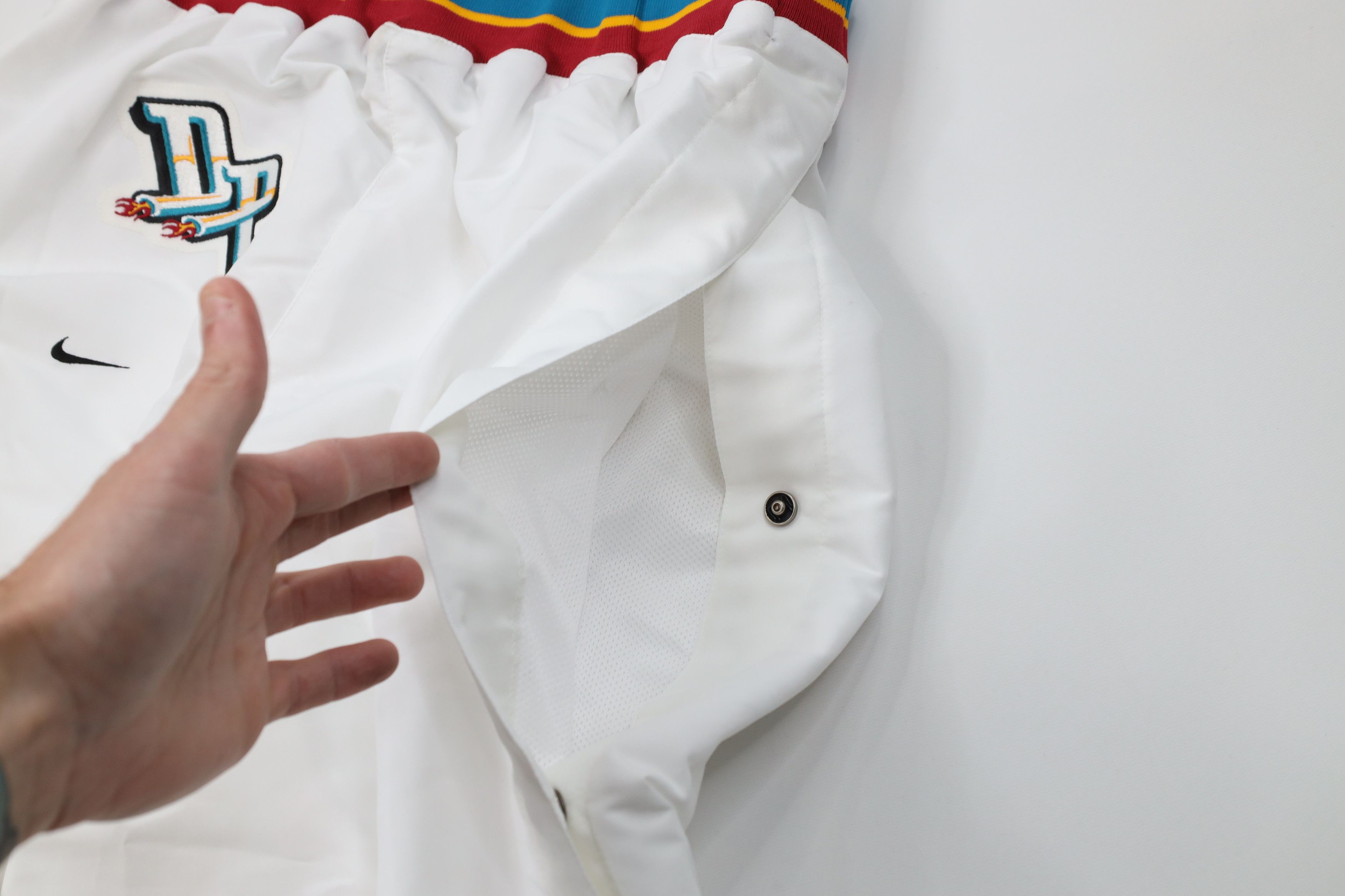 Nike Vintage 90s Nike NBA Detroit Pistons Basketball Pants White Size US 40 / EU 56 - 7 Thumbnail