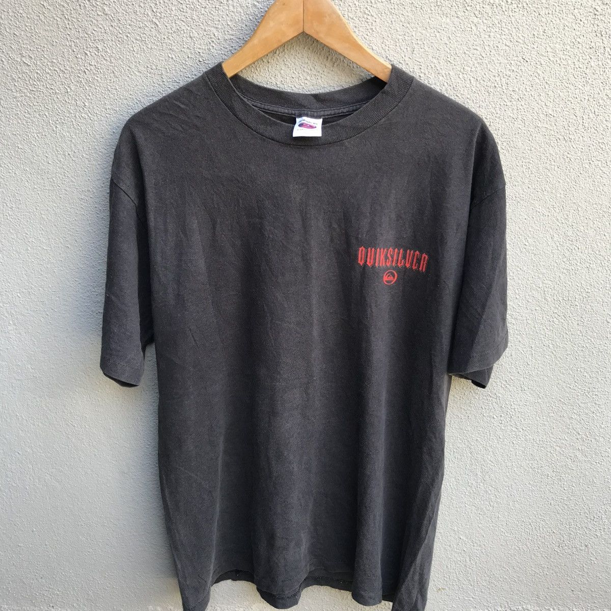 Quiksilver × Vintage Vintage QUIKSILVER usa tee old surf skate Size US L / EU 52-54 / 3 - 2 Thumbnail