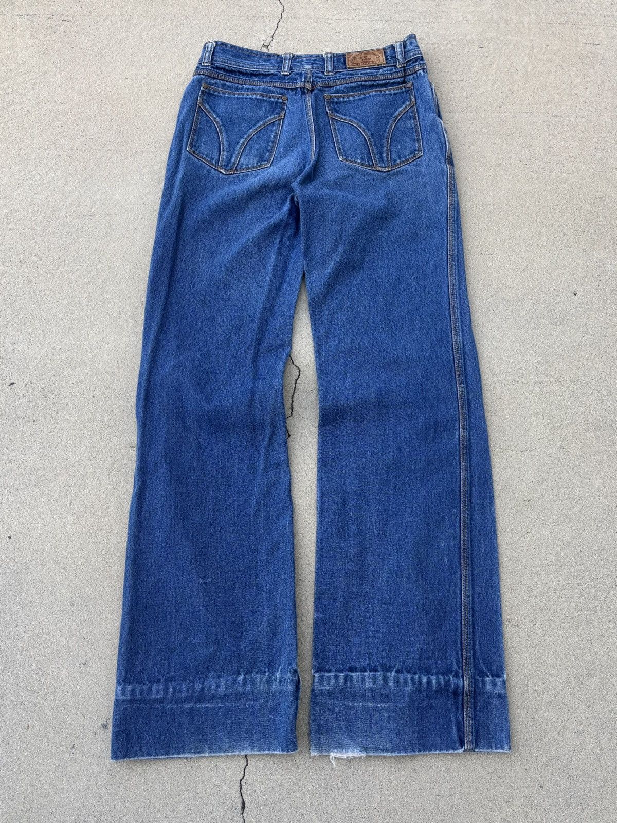 Vintage 1970s Dark Wash Cowboy Flare Jeans Size US 28 / EU 44 - 2 Thumbnail