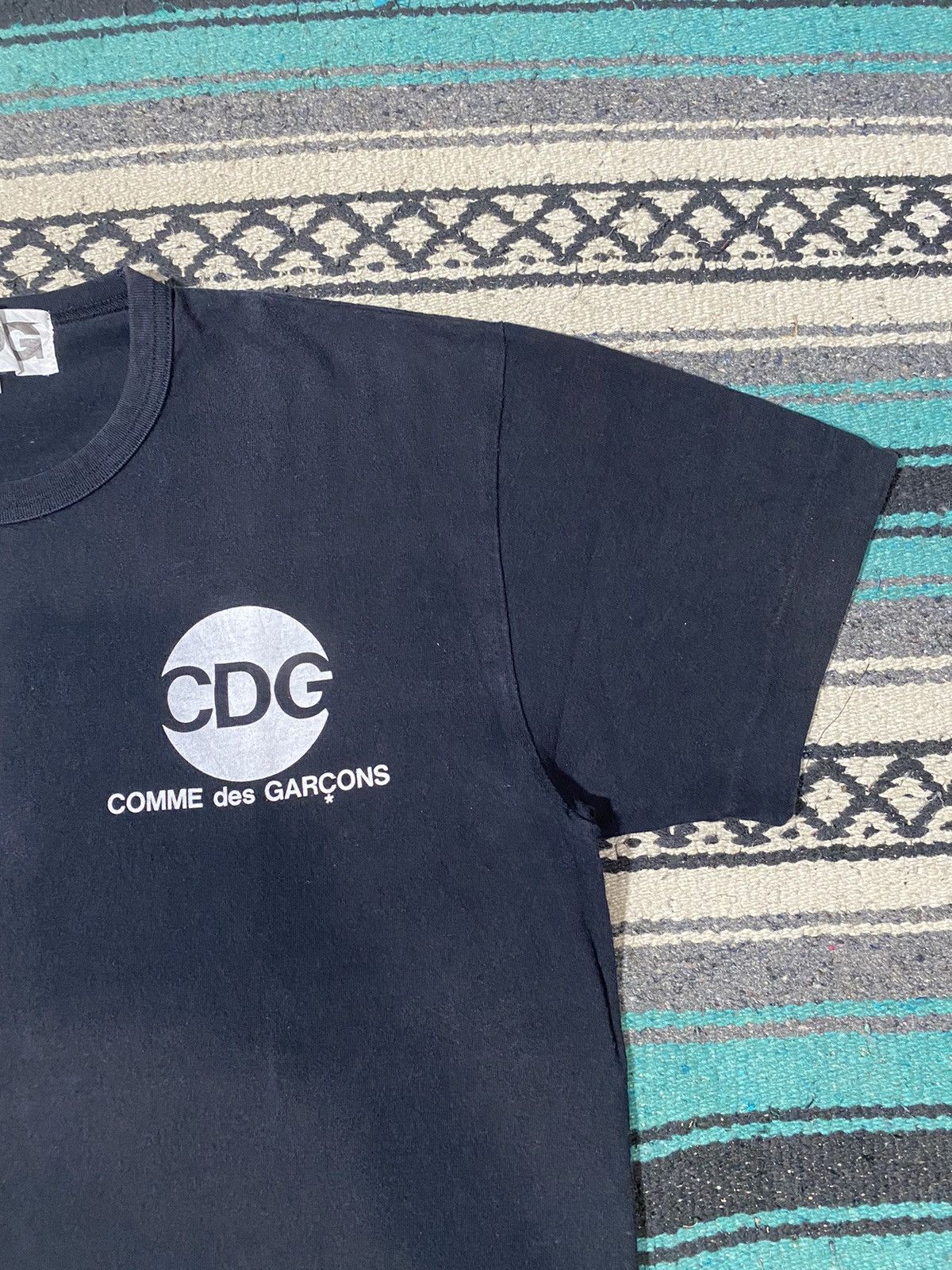 Comme des Garcons CDG Chest Circle Logo T-Shirt Size US L / EU 52-54 / 3 - 6 Thumbnail