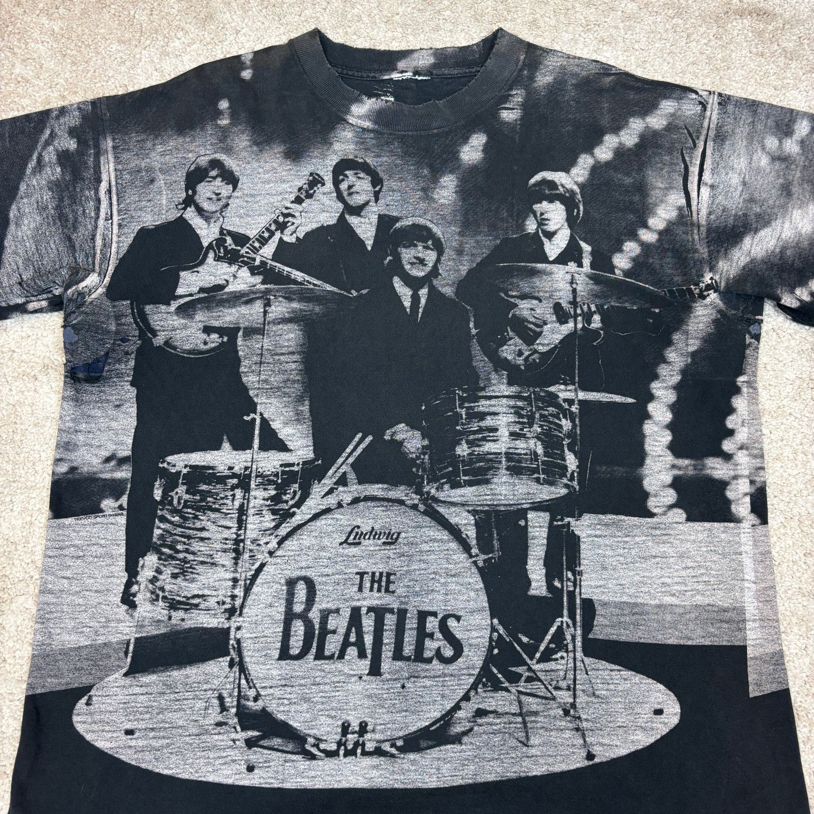 Vintage Vintage 90sThe Beatles AOP T Shirt Men's XL Rare Band Size US XL / EU 56 / 4 - 2 Thumbnail