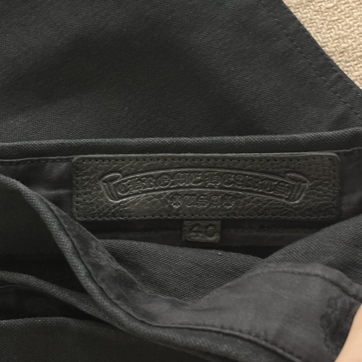 Chrome Hearts BLACK CROSS PATCH HIDDEN KNEE WORK PANTS Size US 40 / EU 56 - 6 Thumbnail
