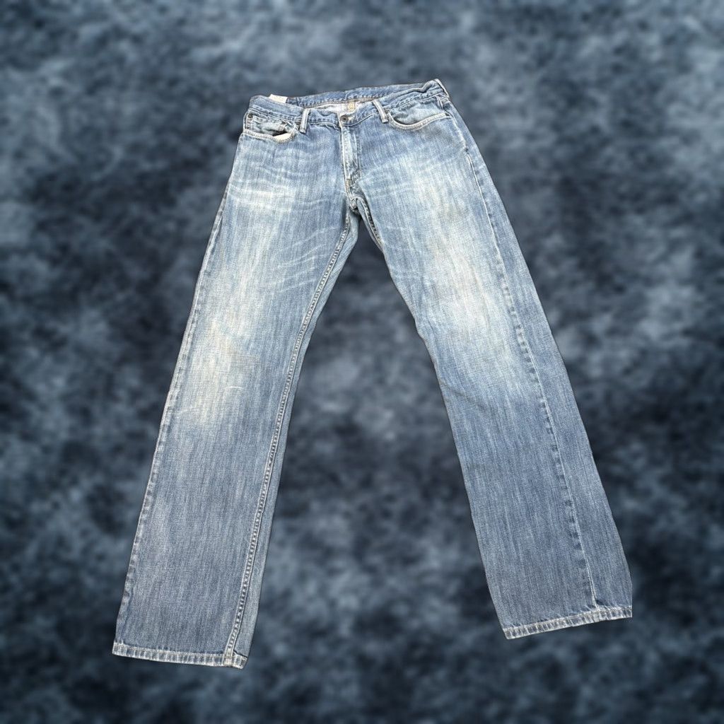 Levi's VINTAGE Levis 514 Jeans Mens 36x36 Light Wash Distressed Y2K Grunge Blue Denim Straight 36 in Waist 36 in XS? Size US 36 / EU 52 - 1 Thumbnail