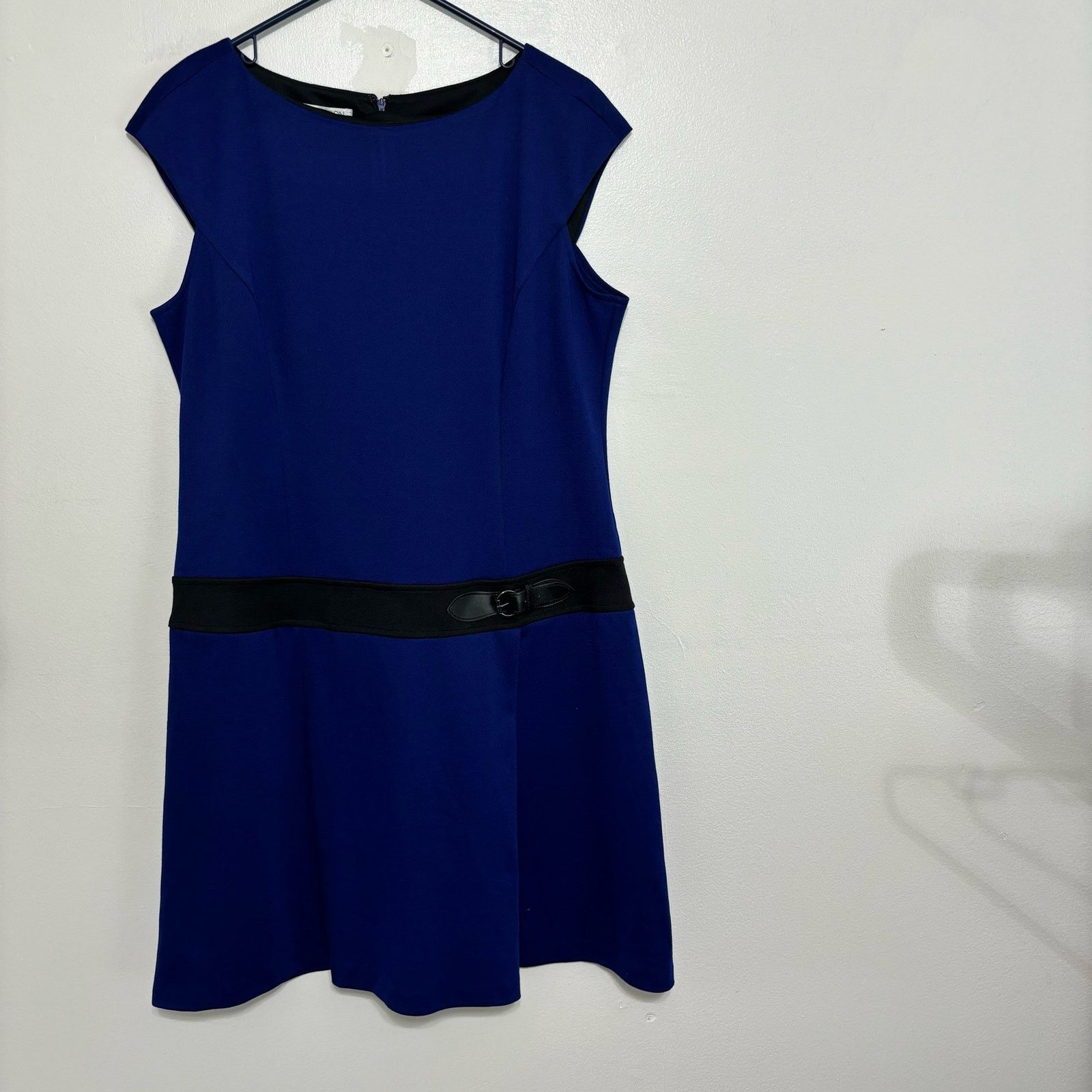 MAGGY LONDON Maggy London Blue A-Line Midi Dress Cap Sleeves Belted 14 Size XL / US 12-14 / IT 48-50 - 1 Thumbnail