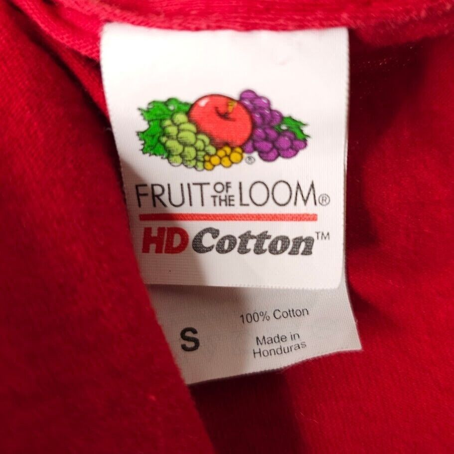 Fruit Of The Loom Christmas Vacation T Shirt Mens Size Small Red Size US S / EU 44-46 / 1 - 5 Thumbnail