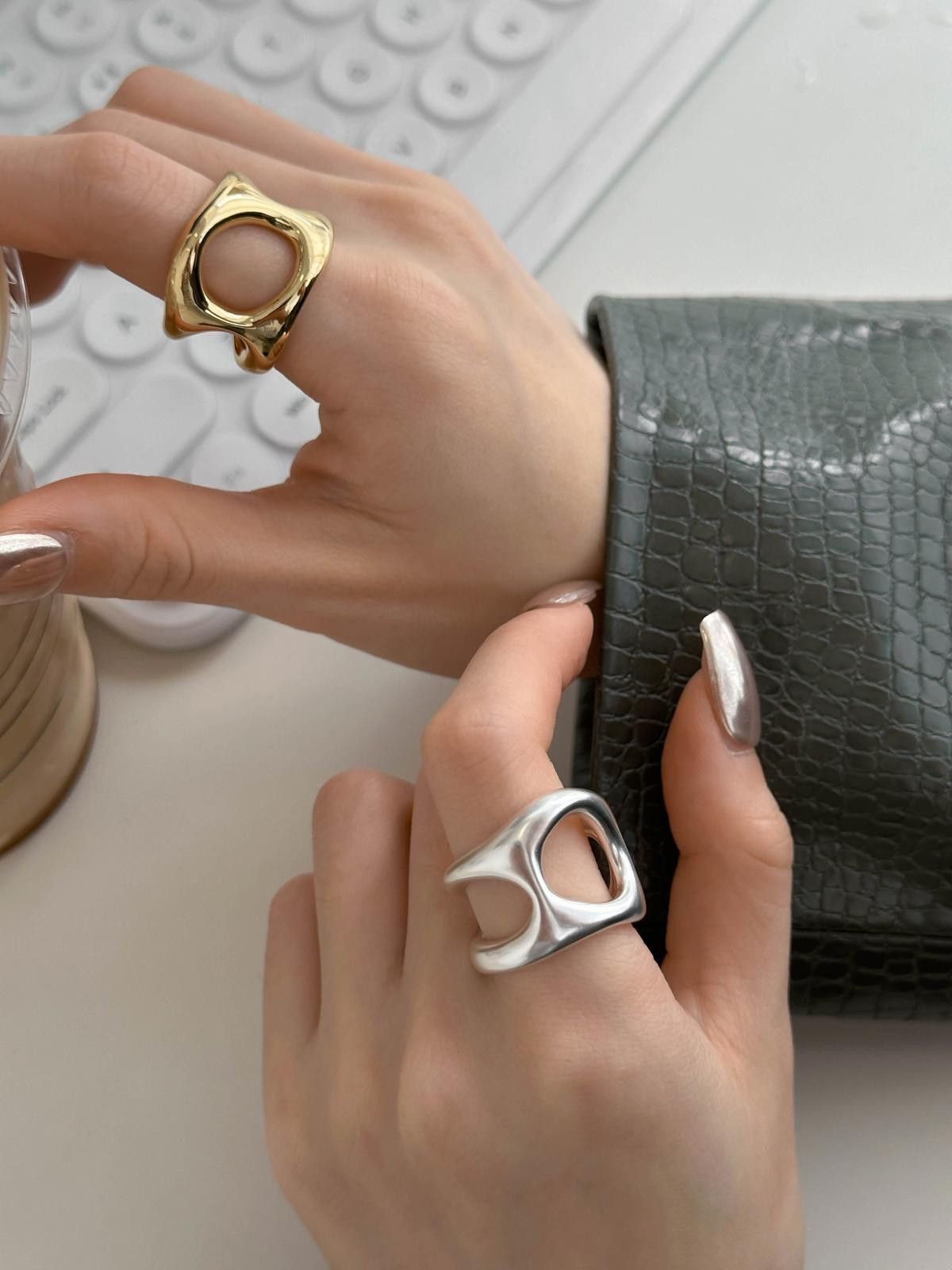 Jewelry Liquid Metal Chunky Hollow Open Adjustable Set Of Rings Size ONE SIZE - 6 Thumbnail