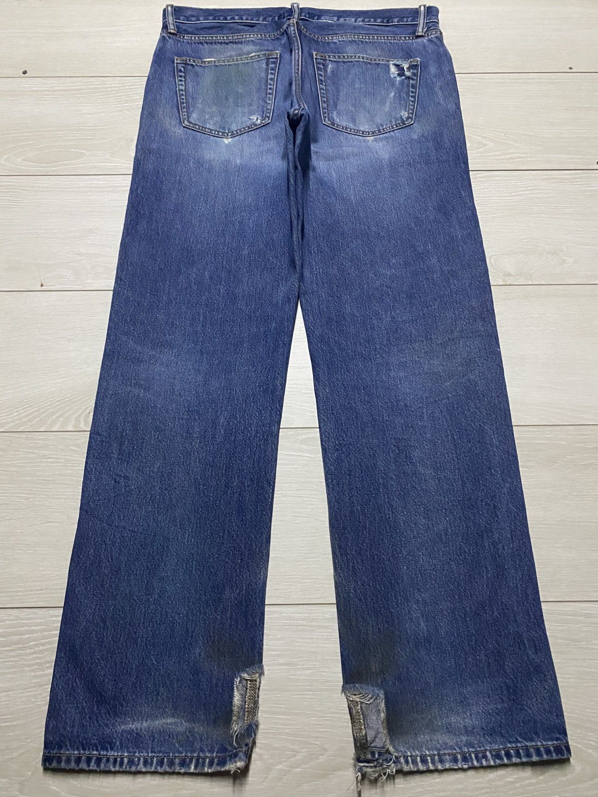 Uniqlo Vintage Uniqlo Faded Wash Distressed Loose Jeans Size US 35 - 2 Thumbnail