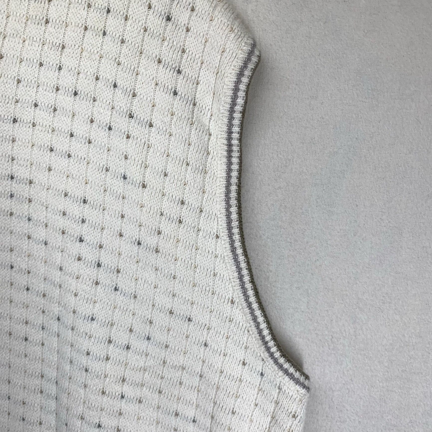 Olive VINTAGE Cypress Links Men's Sweater Vest 2XL Knit Sleeveless V-Neck Casual Travel All Seasons Olive Ivory Geometric 80s 90s Preppy Size US XXL / EU 58 / 5 - 7 Thumbnail