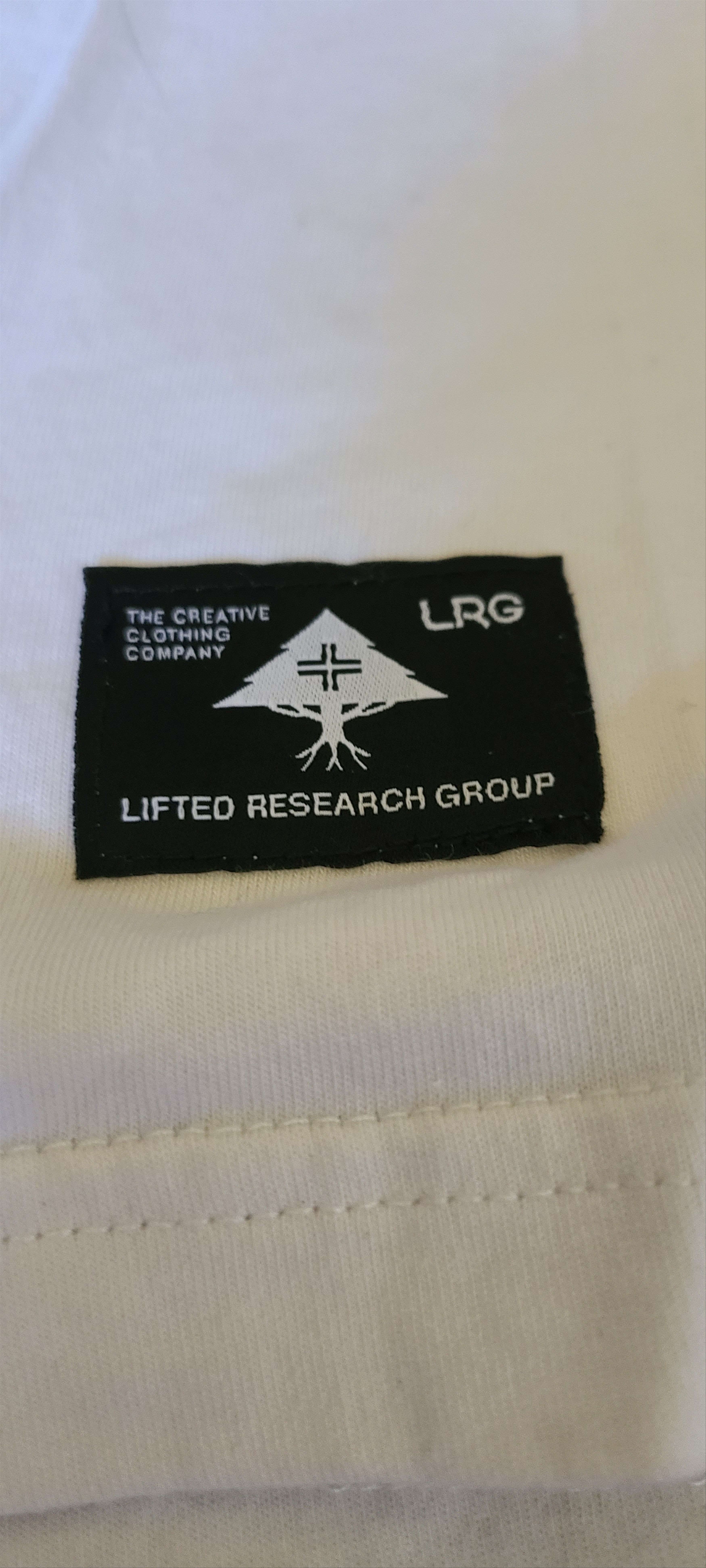 LRG LRG 4 color t shirt Size US XL / EU 56 / 4 - 3 Thumbnail