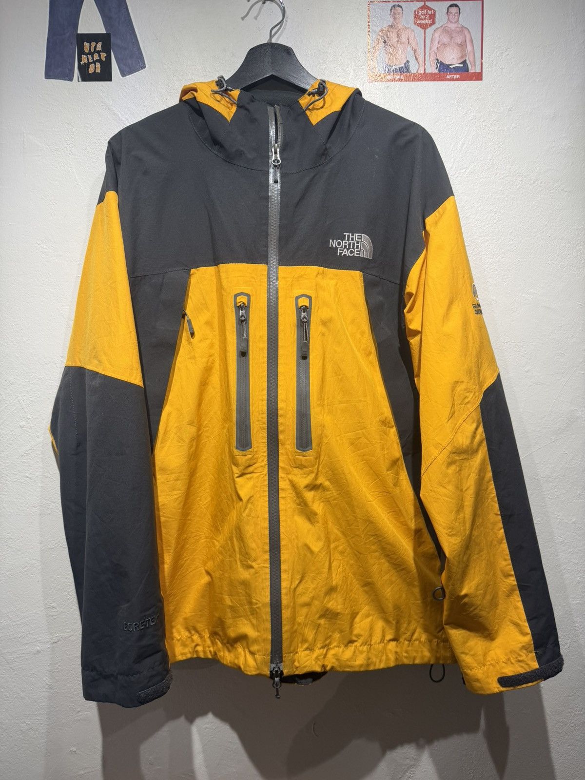 The North Face Vintage The North Face Summit Series Goretex Jacket Size US L / EU 52-54 / 3 - 1 Thumbnail