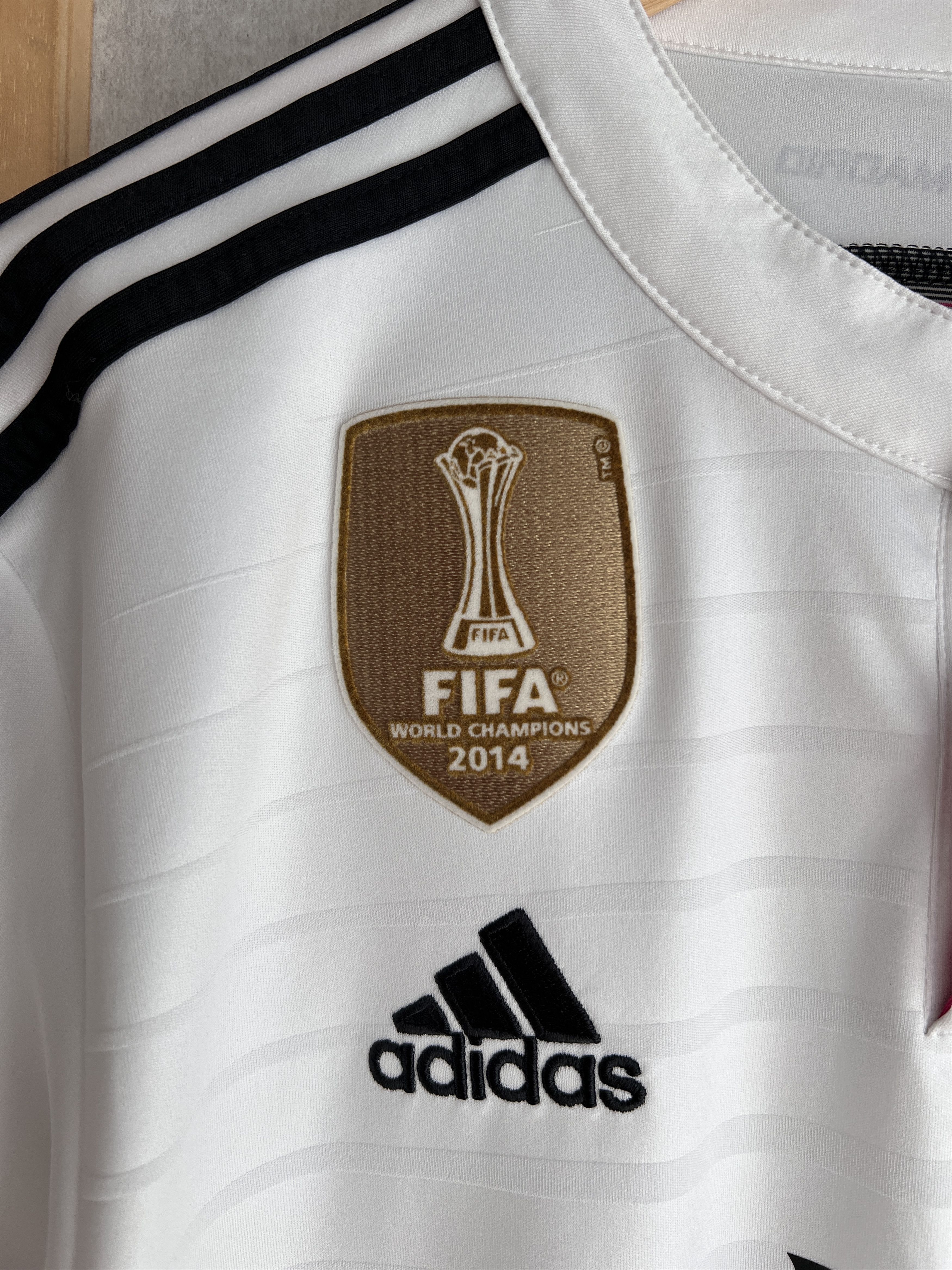 Adidas Adidas FC Real Madrid 2014 Home football shirt soccer jersey Size US S / EU 44-46 / 1 - 8 Thumbnail