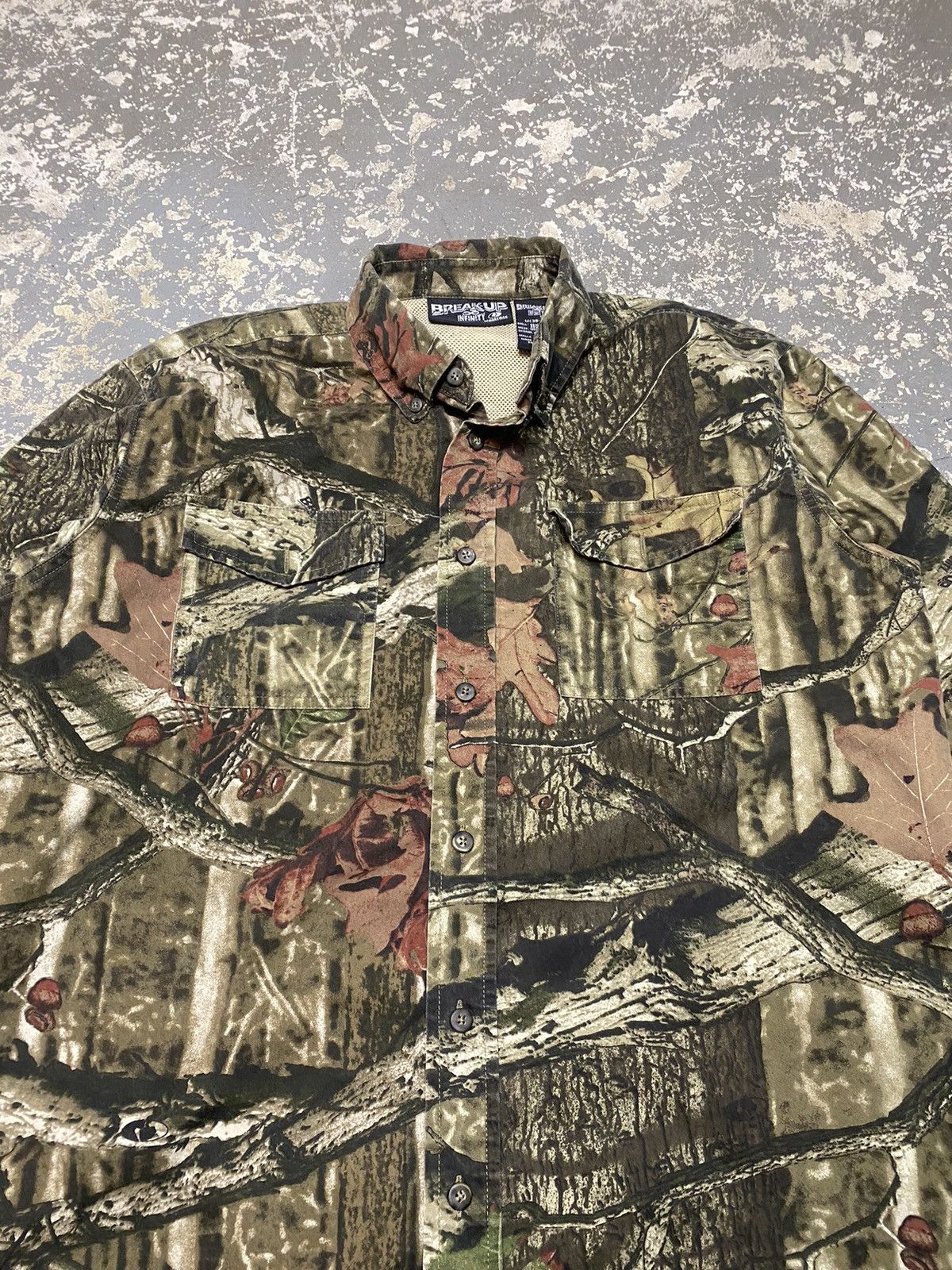 Carhartt × Realtree × Vintage Vintage Break Up Infinity Camo RealTree Botton Up Work Size US M / EU 48-50 / 2 - 5 Thumbnail
