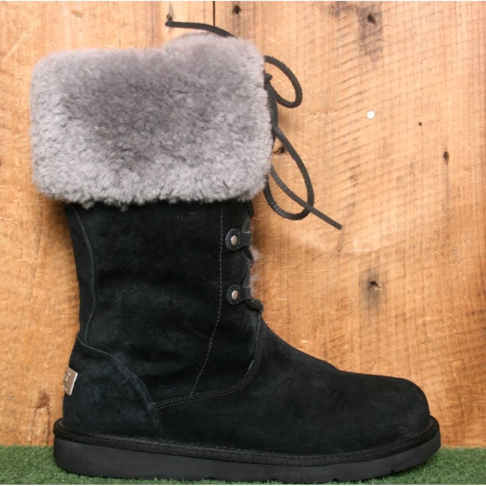 Ugg UGG Montclair Black Suede Sheepskin Shearling Cuff Lined Winter Boots Sz. 9 Women Subtle Signs Of Wear Leather Uppers Boots Mens Womens Girls? Size US 8 / IT 38 - 2 Thumbnail