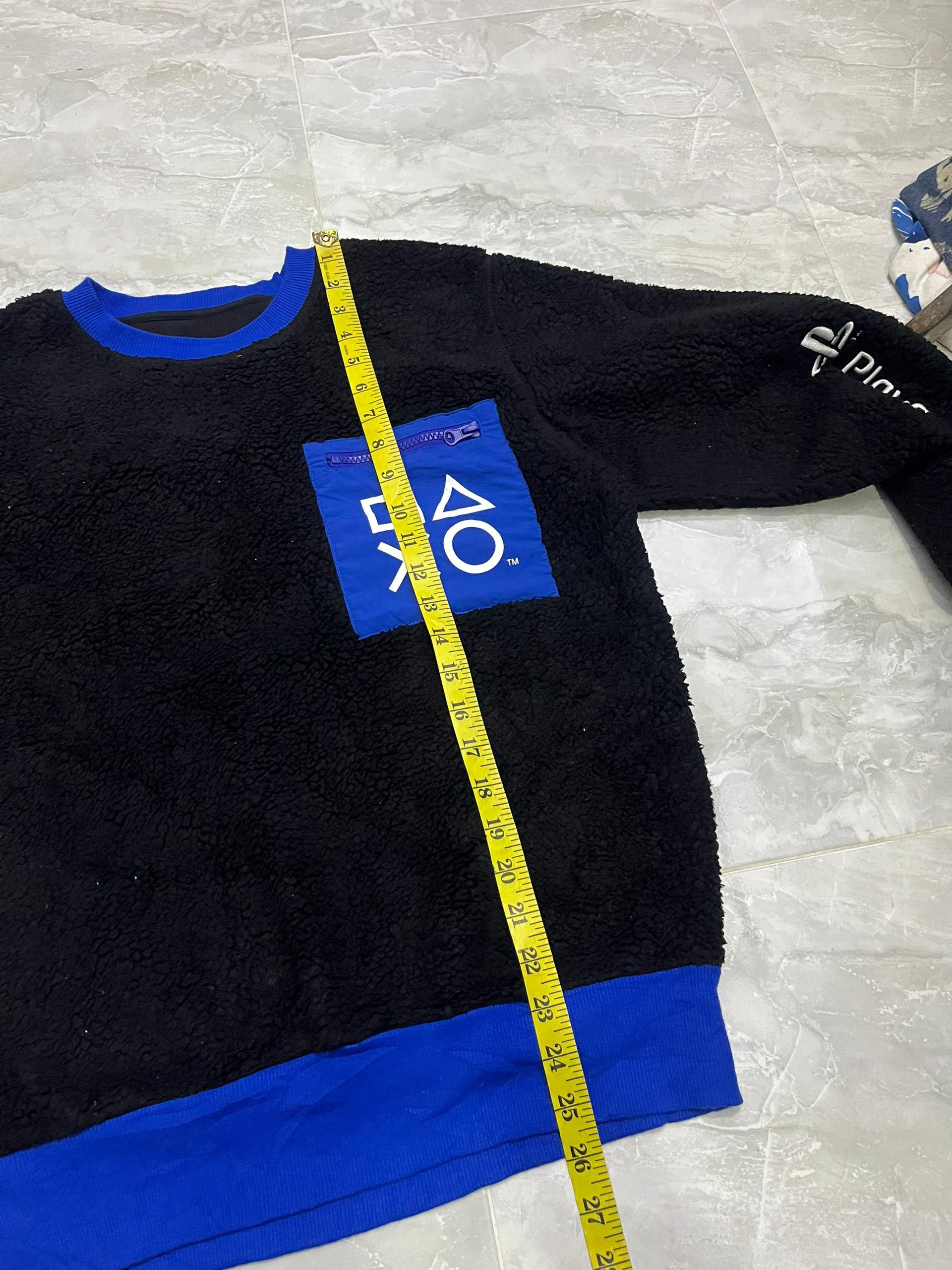 Playstation GU x PlayStation Fleece Sweatshirt Embroidered Logo Size US M / EU 48-50 / 2 - 12 Thumbnail
