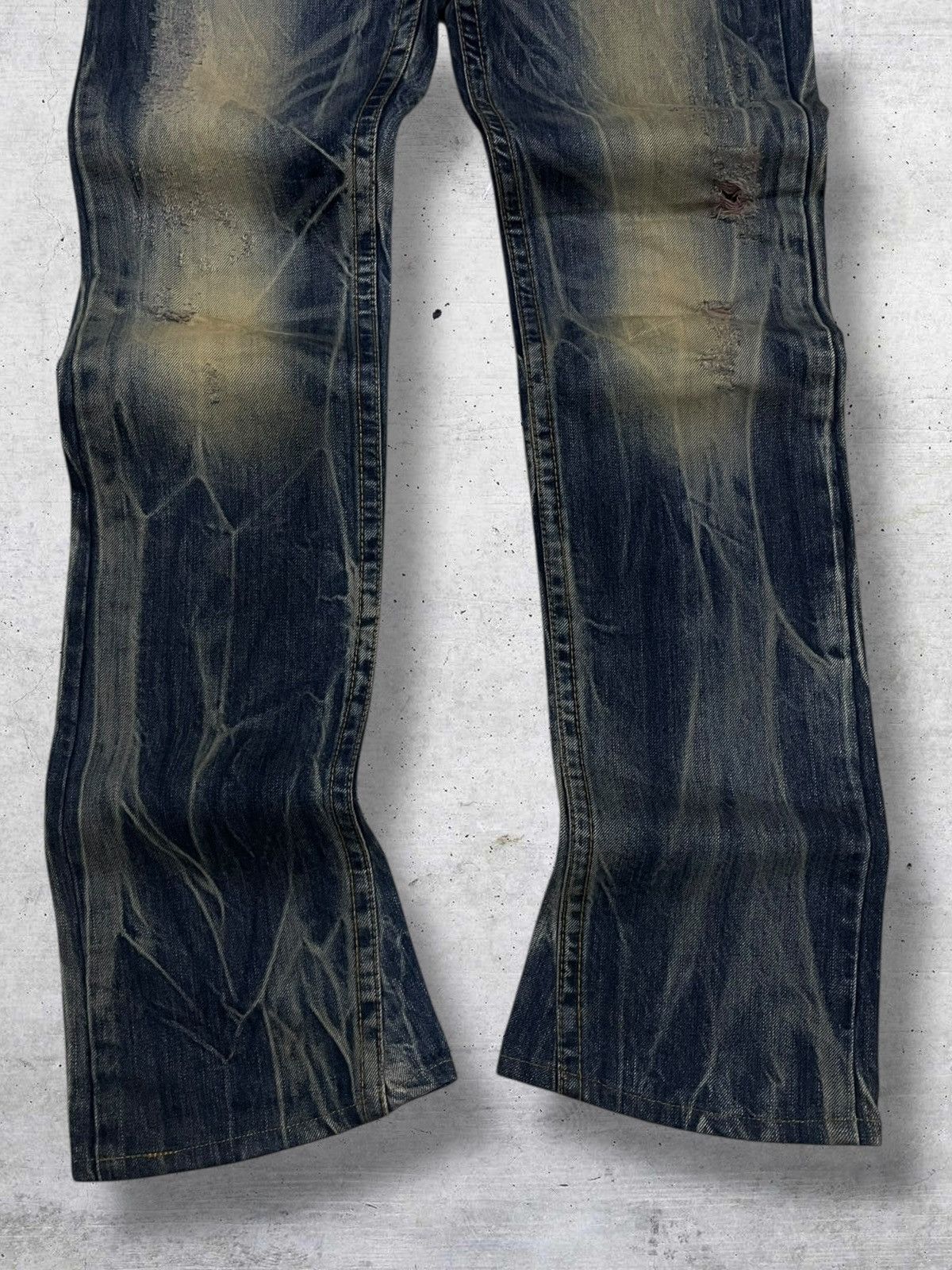 Hysteric Glamour VINTAGE RED PEPPERS JAPAN DESIGNER MUDWASH DISTRESSED DENIM Size US 27 - 8 Thumbnail