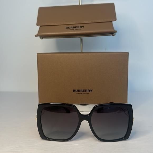 Burberry Burberry Luna BE4332F 30018G Sunglasses Women's Black/Grey G Size ONE SIZE - 4 Thumbnail