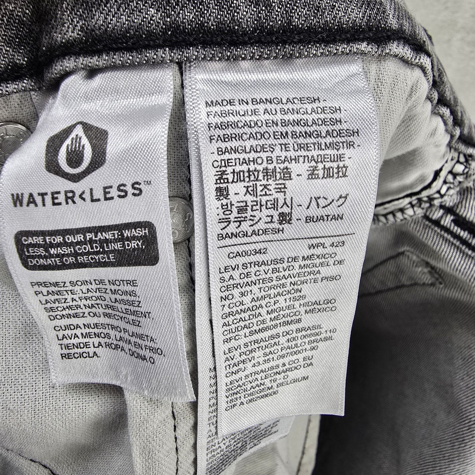 Levi's Levis 502 Jeans Mens 38x30 Black Faded Denim Tapered Fit Size US 38 / EU 54 - 4 Thumbnail
