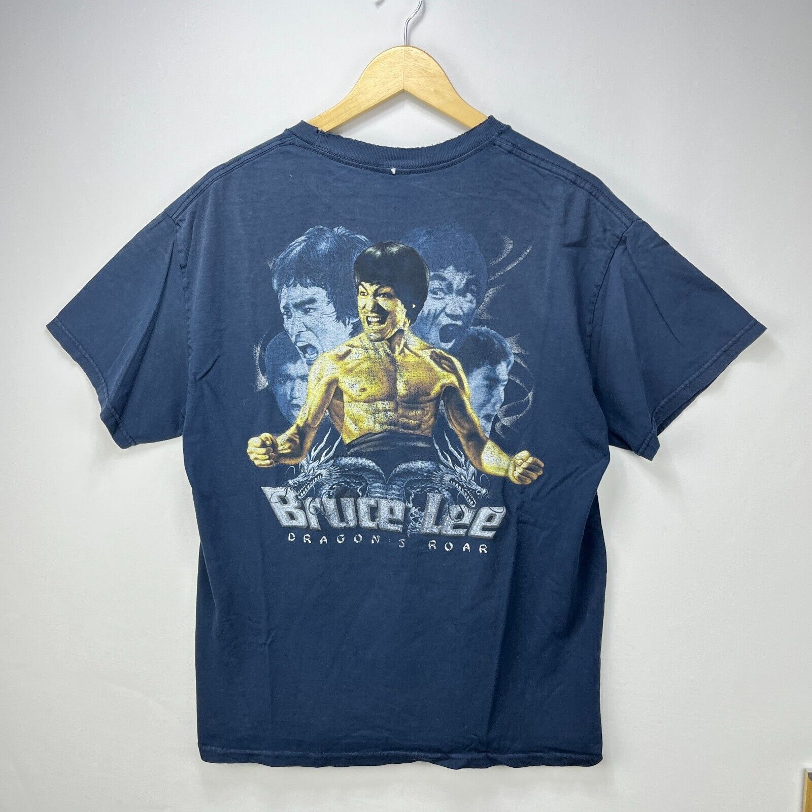 Vintage Vintage '90s Bruce Lee Graphic T-Shirt Large Dragon's Roar Size US L / EU 52-54 / 3 - 1 Thumbnail