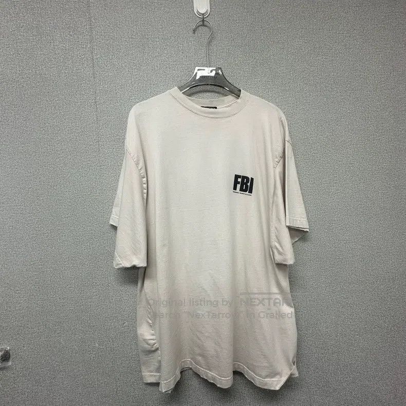 Balenciaga Balenciaga Off-white distressed FBI printed short-sleeved Size US M / EU 48-50 / 2 - 1 Thumbnail