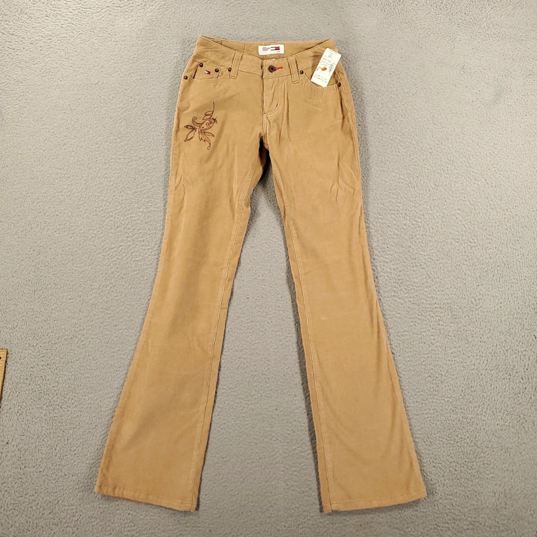 Tommy Hilfiger VINTAGE Tommy Hilfiger Corduroy Pants Womens Juniors 1 Tan Bootcut 90s Bohemian Size 25" / US 0 / IT 36 - 4 Thumbnail