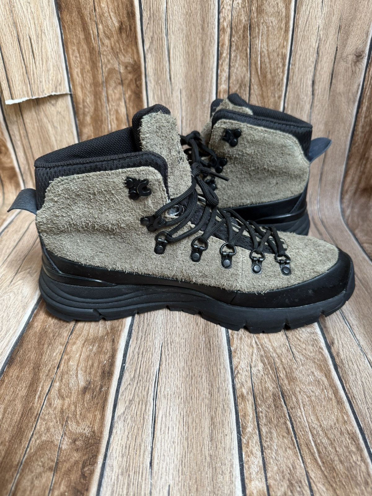 Danner Mountain hiking boots Size US 8 / EU 41 - 10 Thumbnail