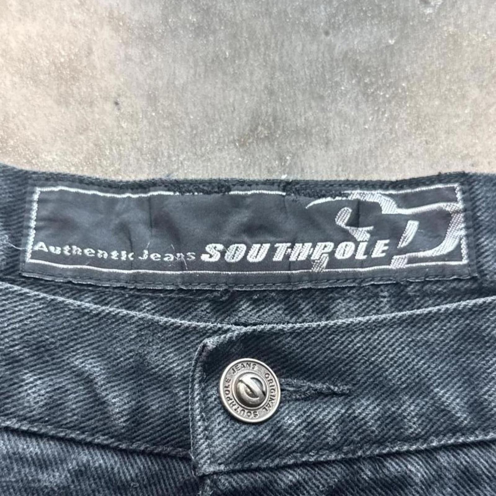 Southpole Southpole Black Denim Shorts Size US 44 / EU 60 - 4 Thumbnail