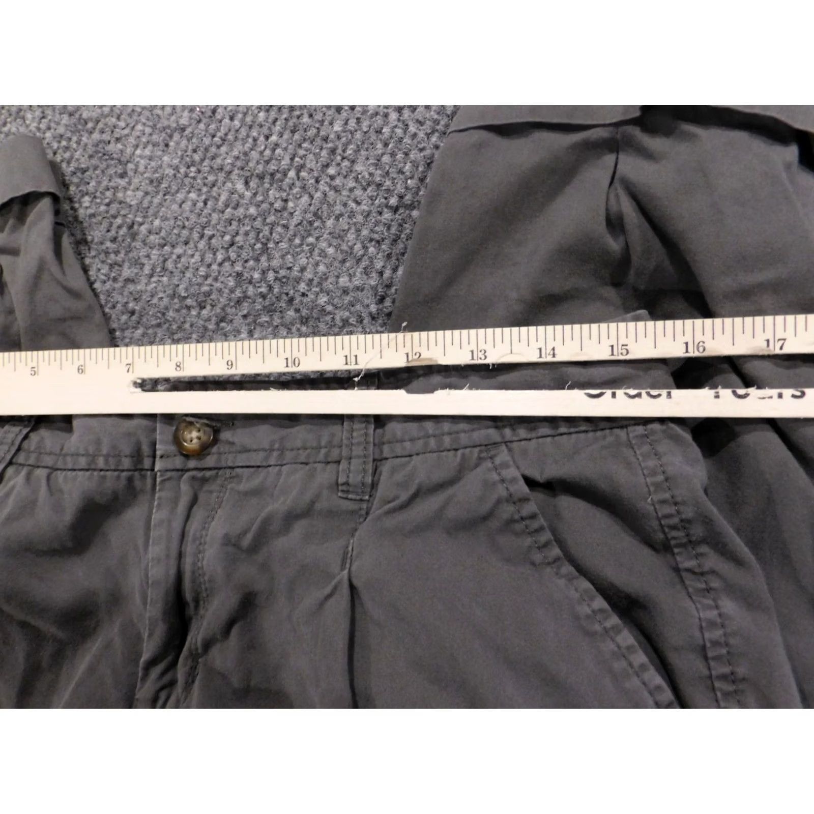 Old Navy Old Navy Pants Womens 8 Gray mid rise chino cropped cuffed Size 30" / US 8 / IT 44 - 3 Thumbnail
