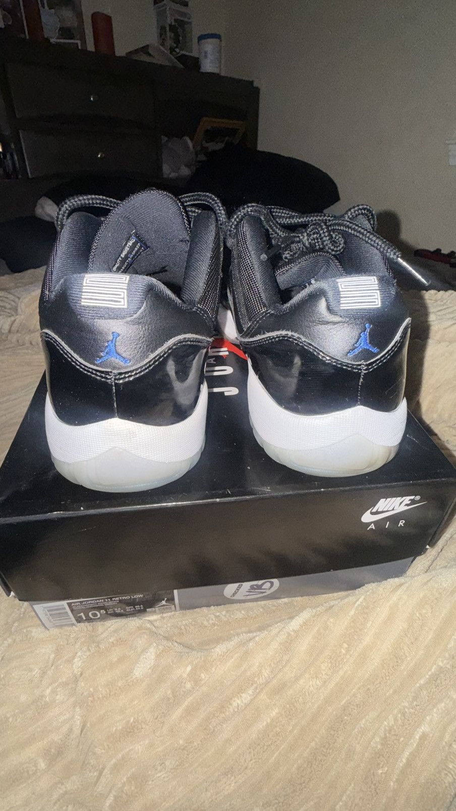 Jordan Brand 2024 Jordan 11 Retro Low ‘Space Jam’ Size US 10.5 / EU 43-44 - 4 Thumbnail
