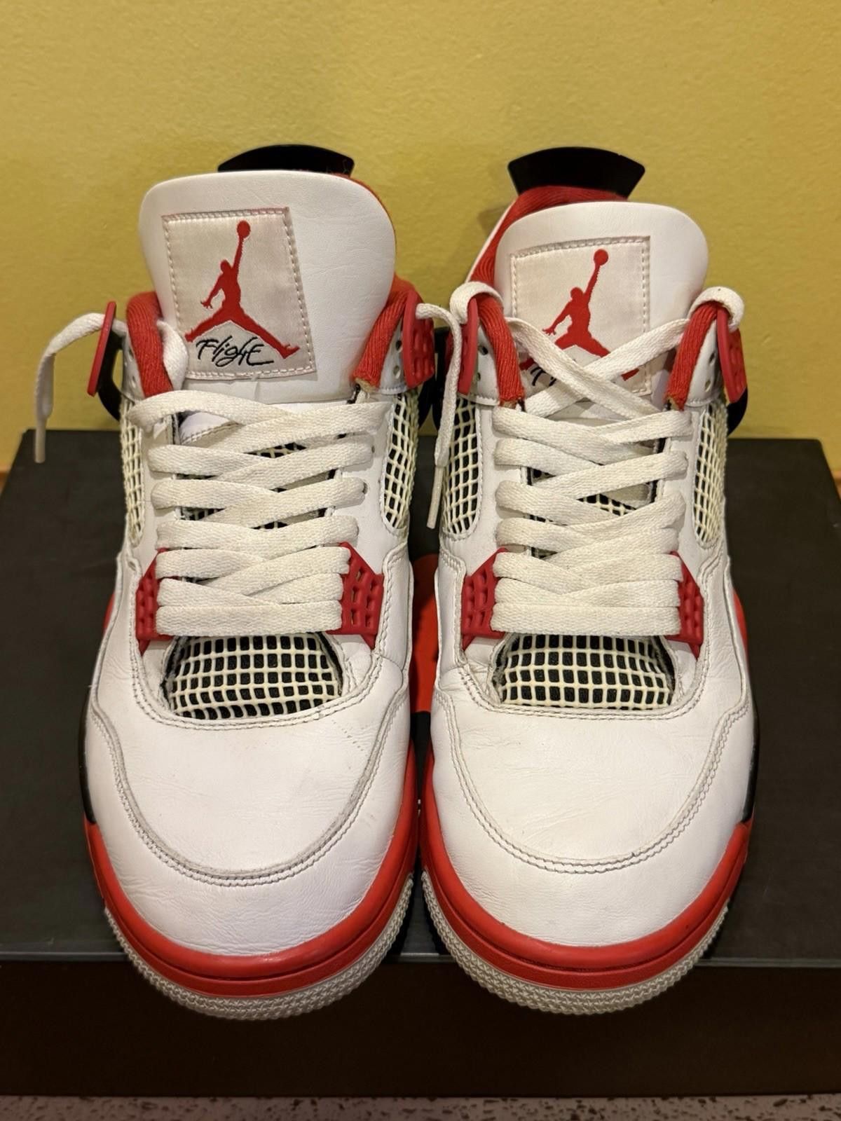 Jordan Brand Nike Air Jordan 4 Retro Fire Red 2020 Size 10 DC7770-160 Size US 10 / EU 43 - 3 Thumbnail