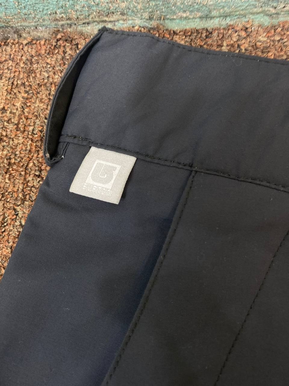 Burton burton ski pants very nice design Size US 31 - 10 Thumbnail