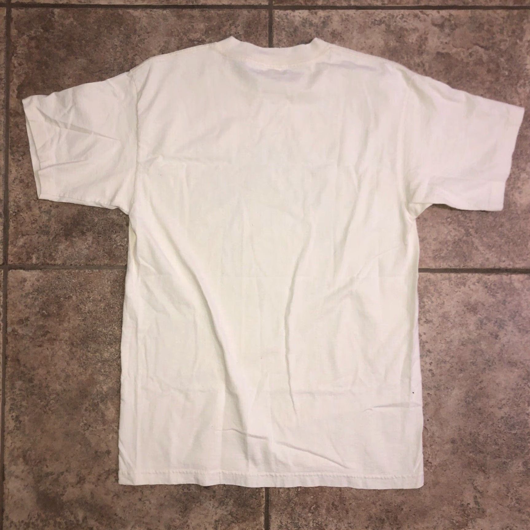J Brand VINTAGE Murina T-Shirt Snowman Christmas Single Stitch Mens Size L White USA Size US L / EU 52-54 / 3 - 4 Thumbnail