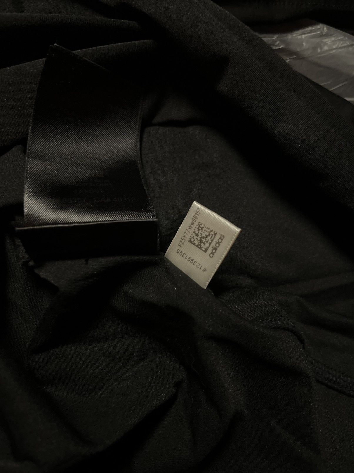 Y-3 Y-3 Yohji Yamamoto x Adidas Cut-Out Tee (2010s-Present) Size US L / EU 52-54 / 3 - 7 Thumbnail